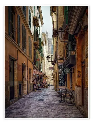 Alley in Palma de Mallorca de Daniel Heine