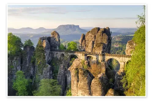 Bastei Bridge in Saxon Switzerland in the morning de Michael Valjak