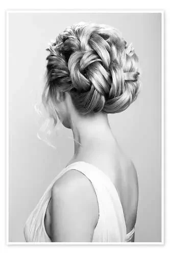 Beautiful braiding hairstyle Editors Choice