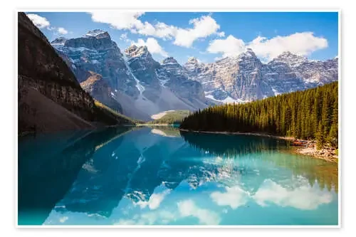 Beautiful Moraine lake in autumn, Canada de Matteo Colombo