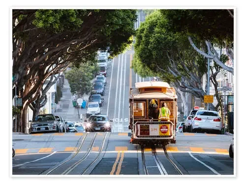 Cable tram in a street of San Francisco, California, USA de Matteo Colombo