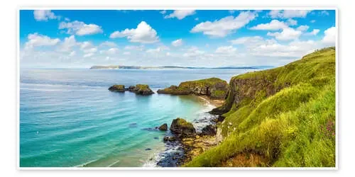 Costa del norte de Irlanda en un día de verano Editors Choice