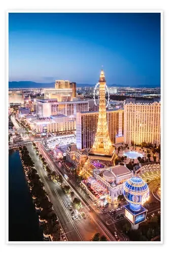 Eiffel tower on the Strip at night, Las vegas, Nevada, USA de Matteo Colombo