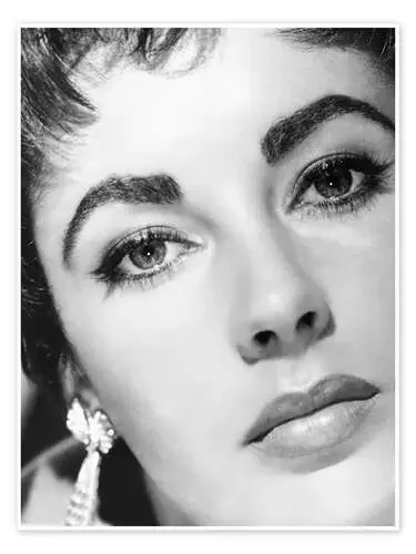Elizabeth Taylor Close-Up Everett Collection