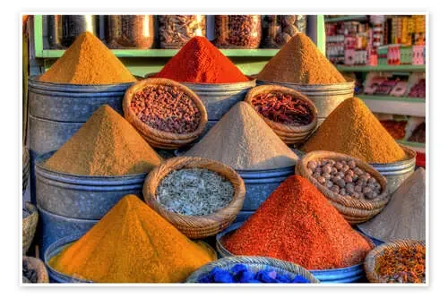 Especias orientales en el bazar de Marrakech de HADYPHOTO