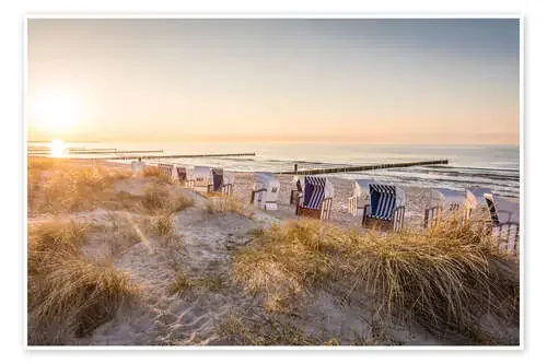 Evening mood with beach chairs in Zingst on the Baltic Sea de Christian Müringer
