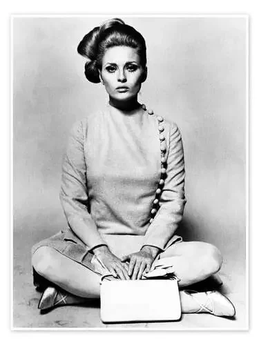 Faye Dunaway Everett Collection