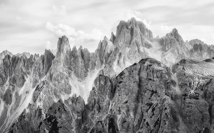 fotomural montañas blanco y negro de Sanders & Sanders – 611887
