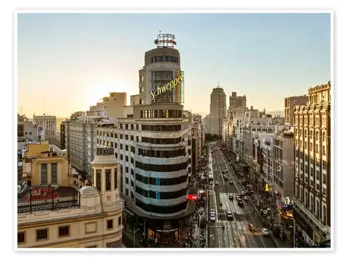 Gran Vía a la luz del atardecer de Matteo Colombo