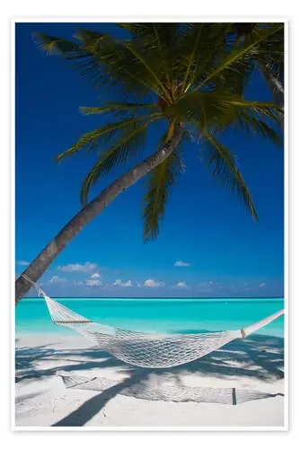 Hammock on a tropical beach de Sakis Papadopoulos Robert Harding