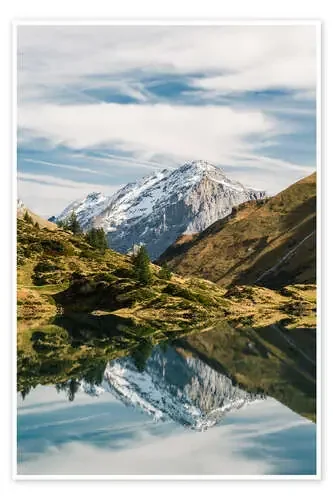 Lago de montaña Trüebsee con pico de montaña Schlossberg en Titlis Engelberg en Suiza en otoño de Peter Wey