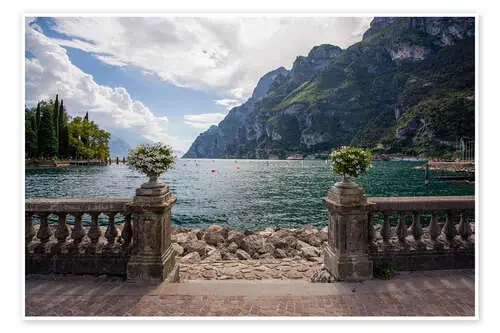 Lake Garda in the summer de Dennis Fischer