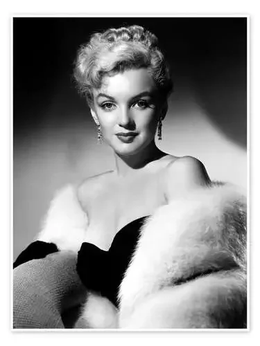 Marilyn Monroe with Earrings Everett Collection