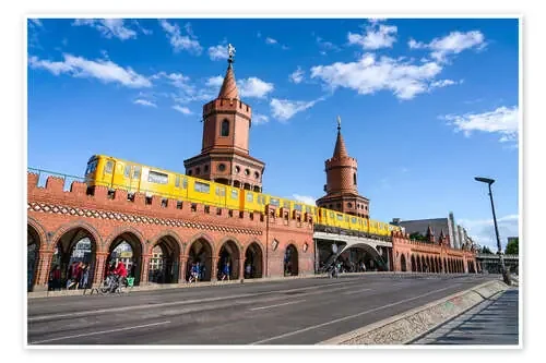 Oberbaumbrücke en Berlín en verano de Jan Christopher Becke