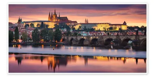 Prague in the evening glow de Michael Breitung