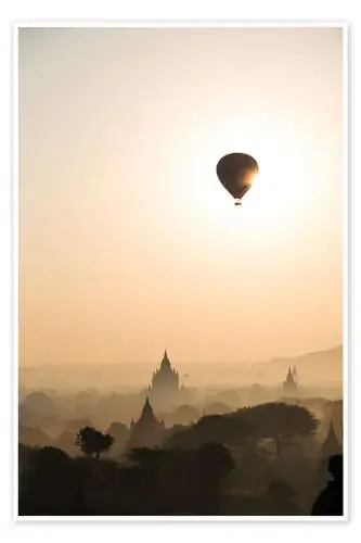 Sunrise with balloon, Bagan de Matteo Colombo