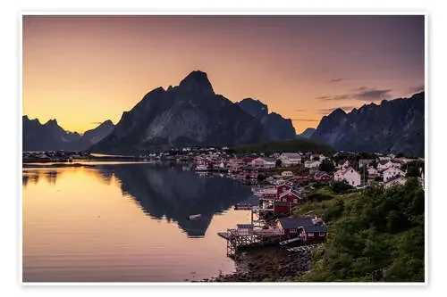 Sunset in Reine, Lofoten, Norway de Dennis Fischer