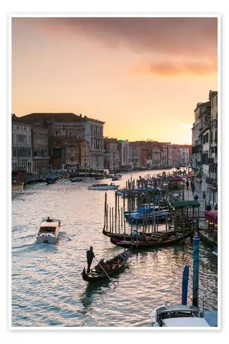 Sunset over the Grand Canal in Venice, Italy de Matteo Colombo