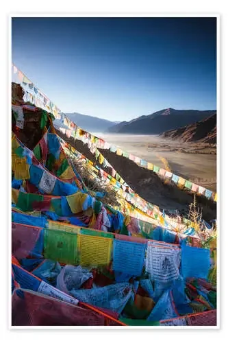 Valley at sunrise with prayer flags, Tibet de Matteo Colombo