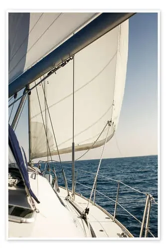 Vela blanca en mar abierto Editors Choice