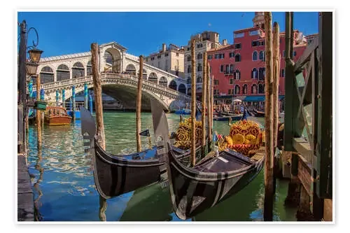 Venice Gondola at Rialto bridge de FineArt Panorama